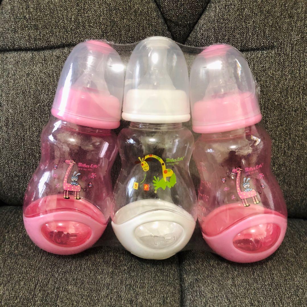 Baby girl shop feeding bottles