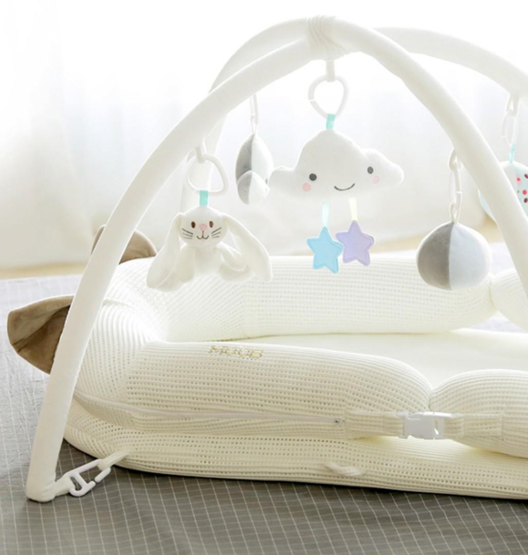 baby cot pod
