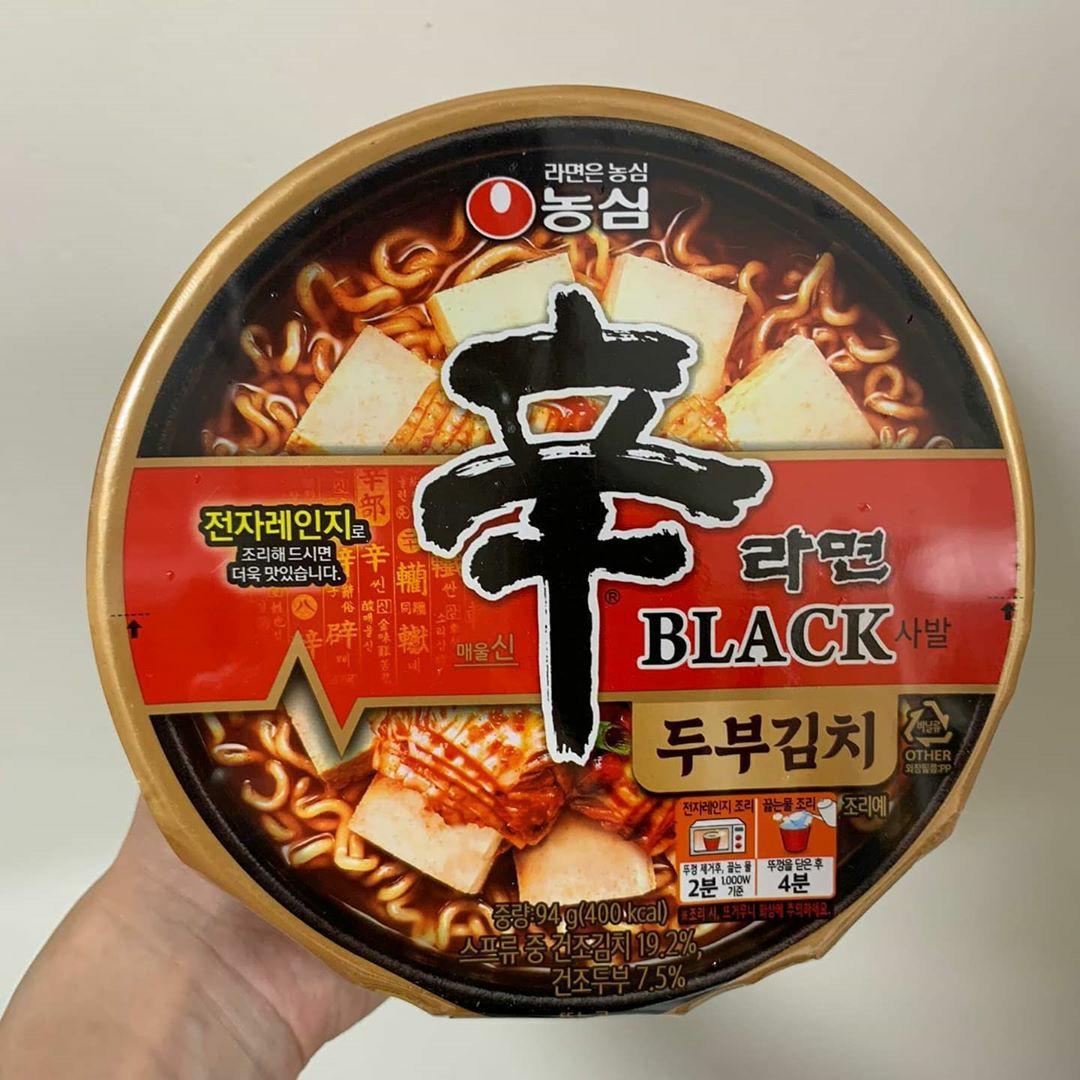 現貨 韓國辛辣麵black 泡菜豆腐杯麵 嘢食 嘢飲 即食餐 Carousell