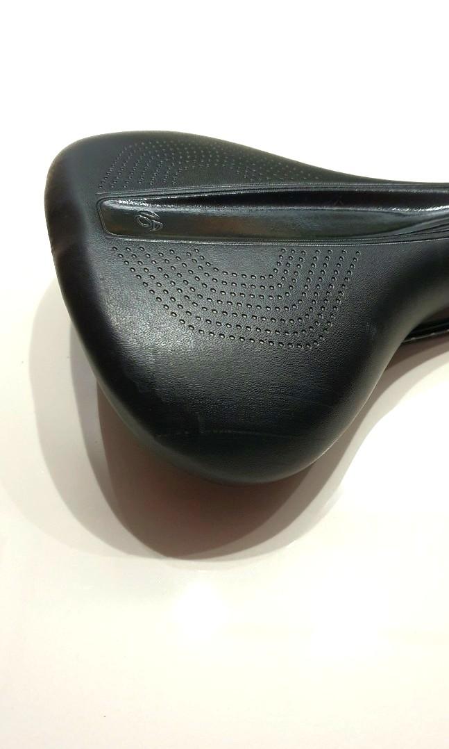 bontrager nebula saddle