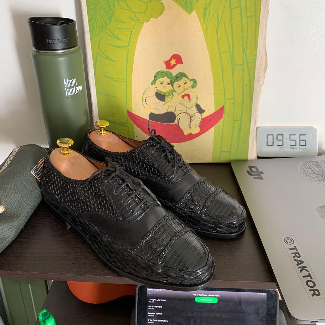 42 in men's shoes
