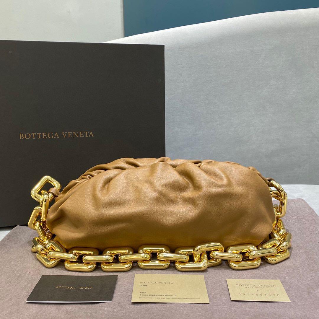 Bv the sales chain pouch