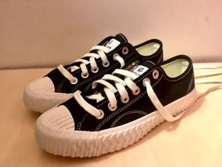 （分類：）位於 。 由 zonderr 提交（商品編號 1042202060，圖片 1）。簡介： 。