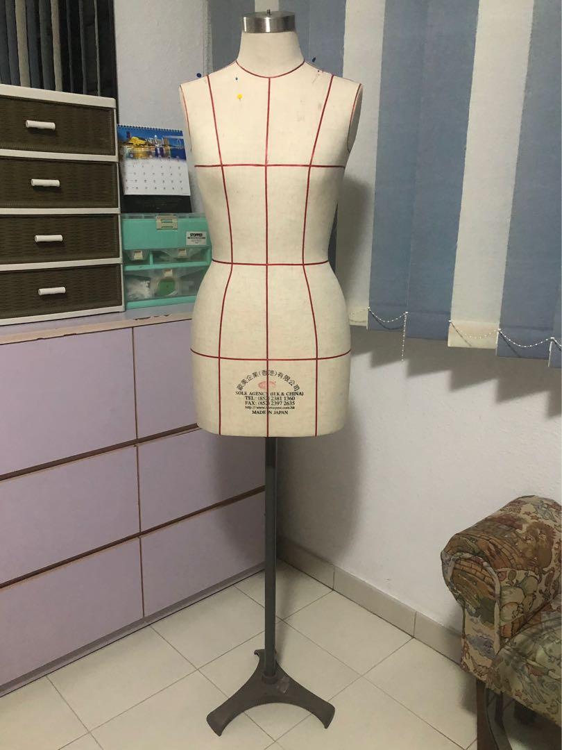 Fiberglass Torso Female Miniature Form With Detachable Arm (pinnable) & Ss  Base, For Fashion Designing Institutes at Rs 7500 in Mumbai
