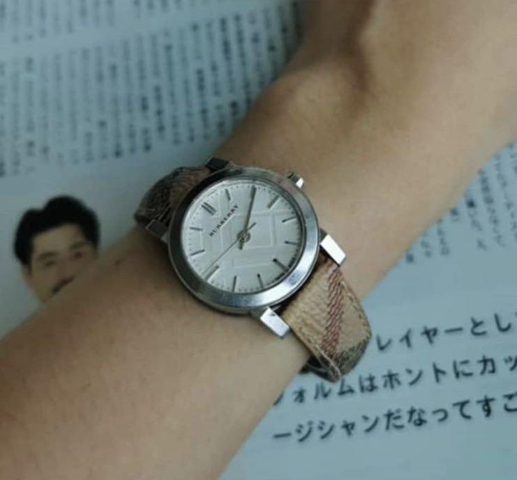 CNY SALE BURBERRY The City Haymarket Check Watch BU9025