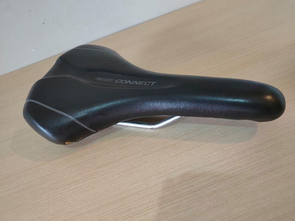 Giant deals connect saddle