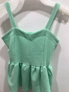 (Category: ) located in . Submitted by vwardrobe (Listing ID 1042175817, Image 1). Description: .