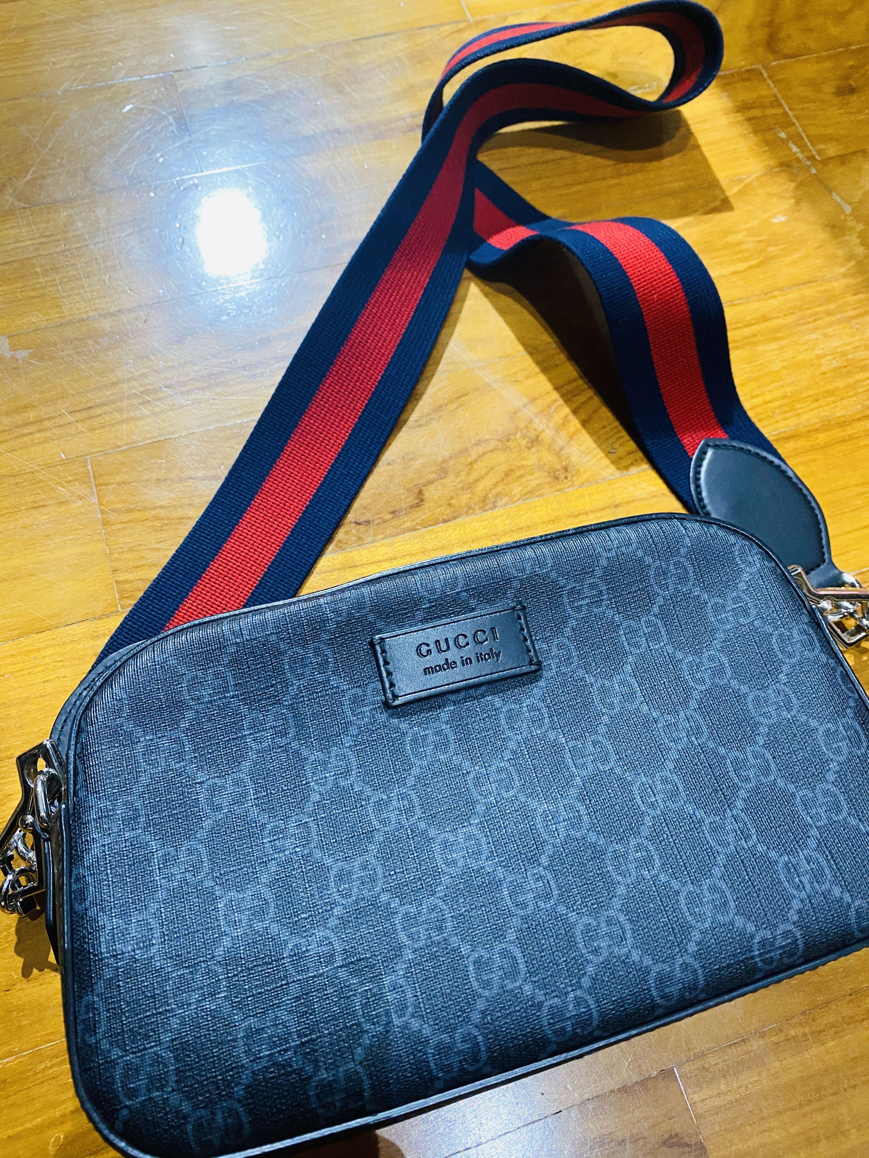 gucci supreme sling bag