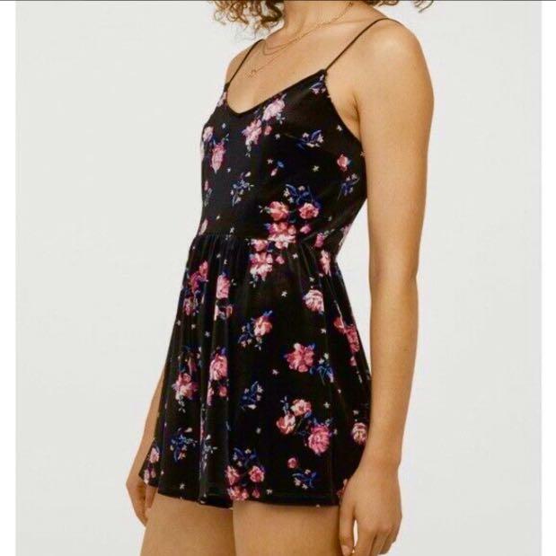 H&m black sales velvet jumpsuit