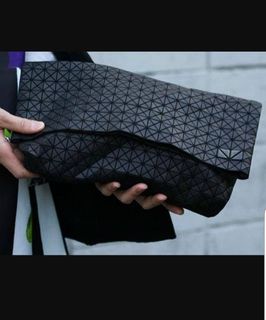(Category: ) located in . Submitted by bags.decluttering (Listing ID 1042077796, Image 1). Description: .