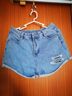 (Category: ) located in . Submitted by queen9_9 (Listing ID 1042055116, Image 1). Description: .