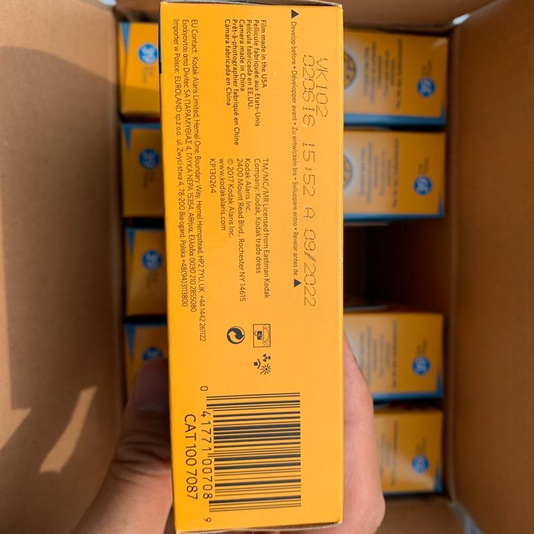 Kodak Daylight 800 Single Use Camera 39 Exposures ( Expire Sept 2022