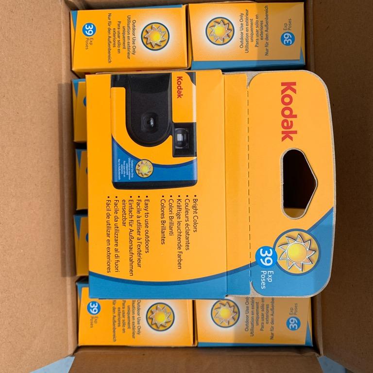 Kodak Daylight 800 Single Use Camera 39 Exposures ( Expire Sept 2022