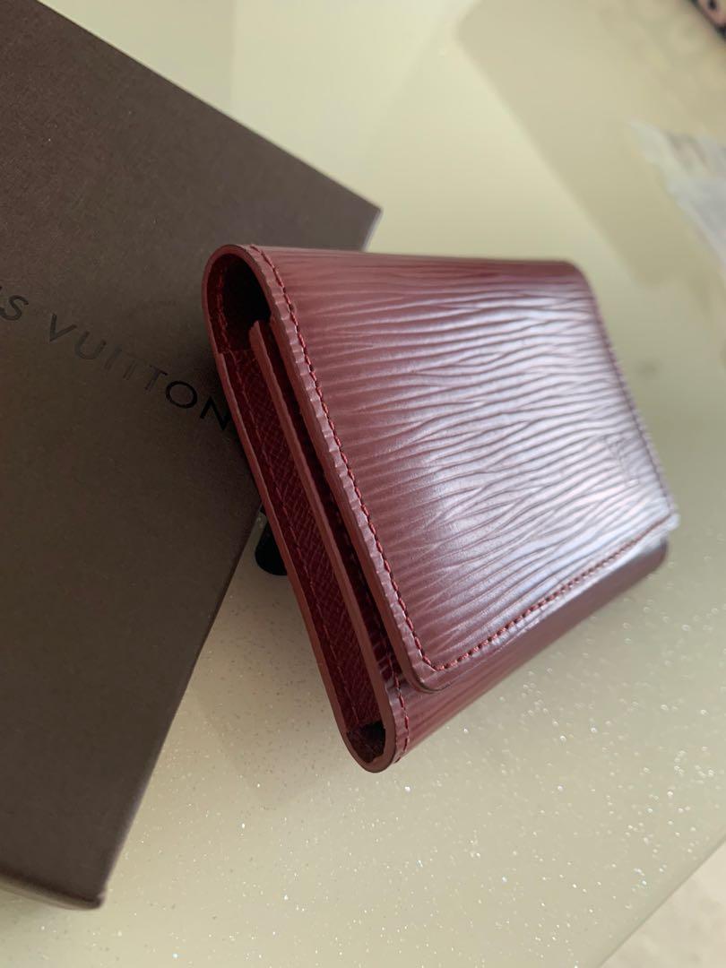 Pre-Owned Louis Vuitton Black Epi Leather Envelope Business Card Holde 