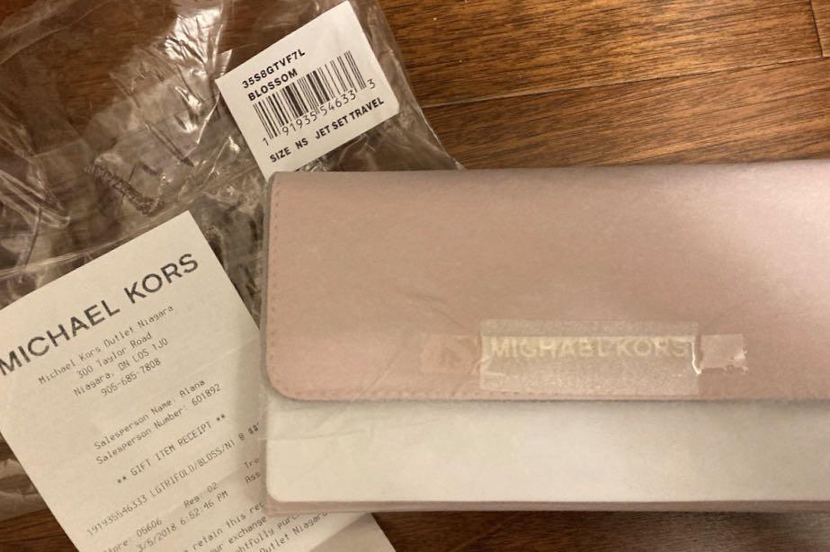 michael kors wallet canada