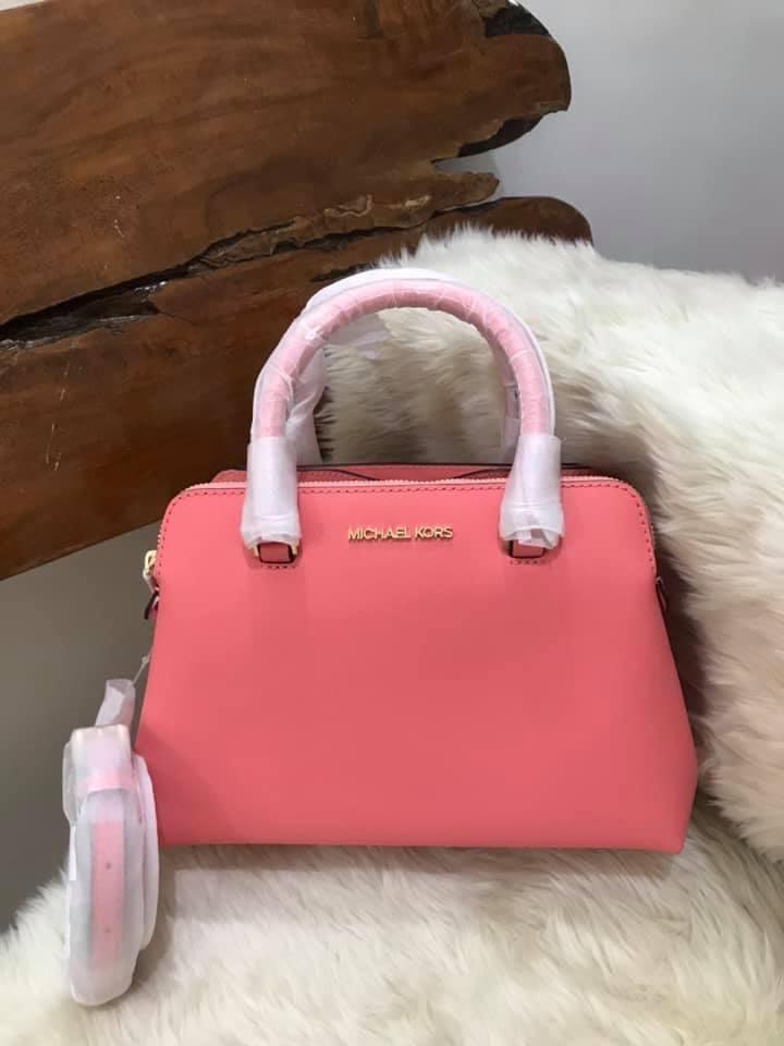 idina michael kors