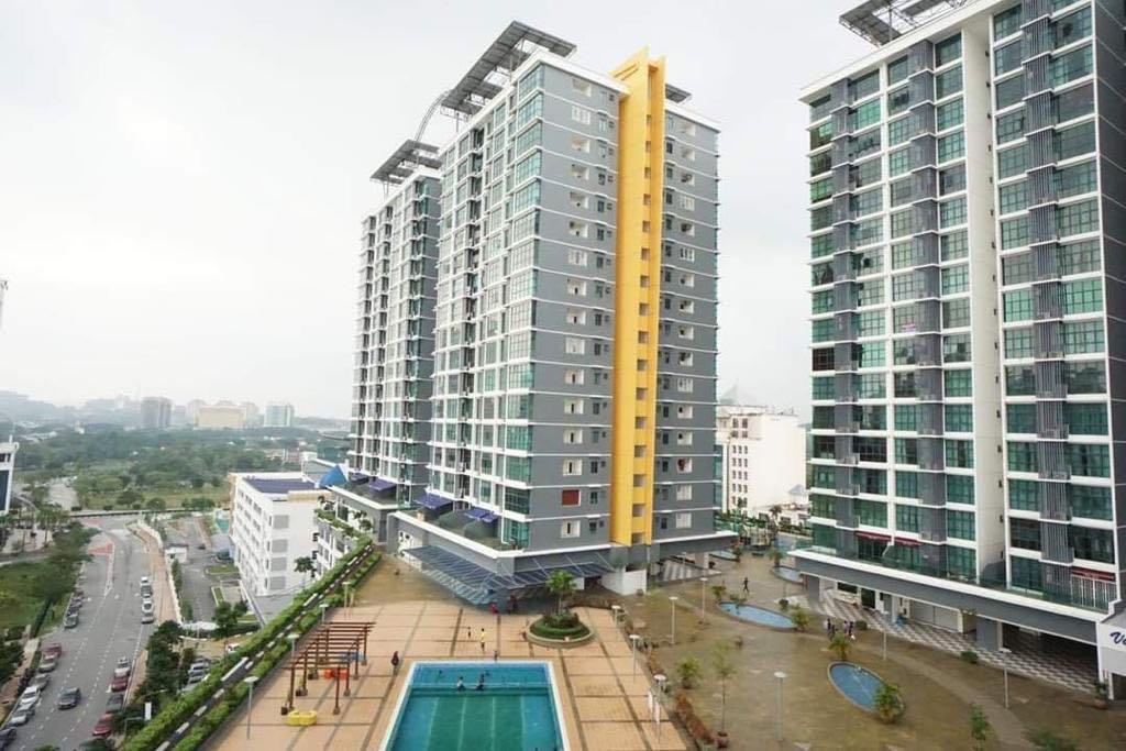 Partially Furnished Vista Alam Shah Alam Vista Alam Service Residence For Rent Property Rentals On Carousell