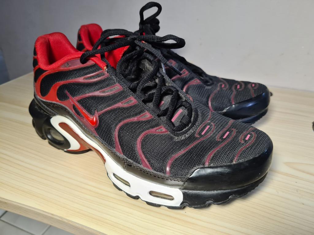 Red nike tns for sale store