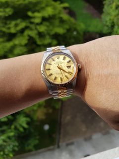 (Category: ) located in . Submitted by artofwatch (Listing ID 1042080429, Image 1). Description: .