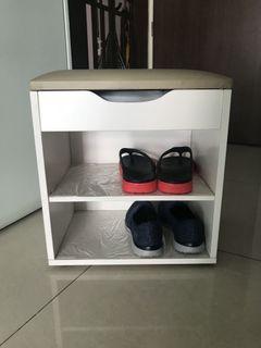 shoe rack with seating cushion