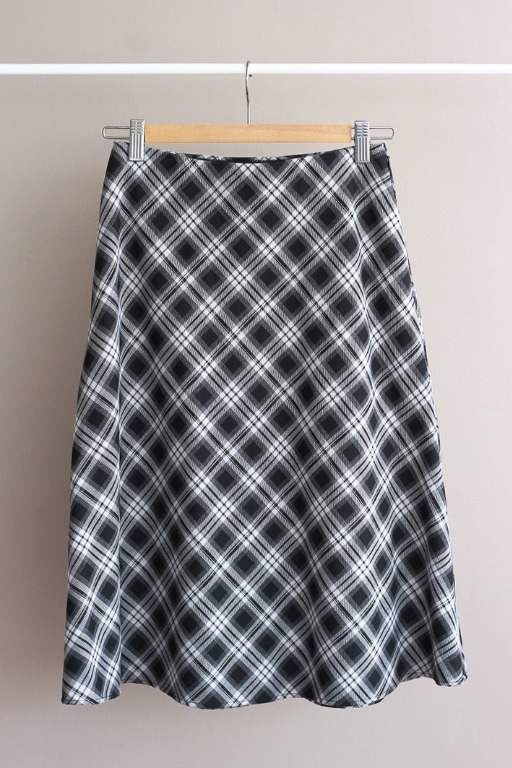 Uniqlo plaid skirt Clearance