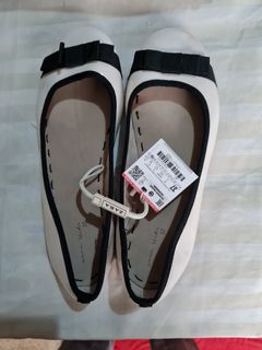 (Kategori: ) berada di . Dikirim oleh mheeaa (ID iklan 1042112323, Gambar 1). Deskripsi: .