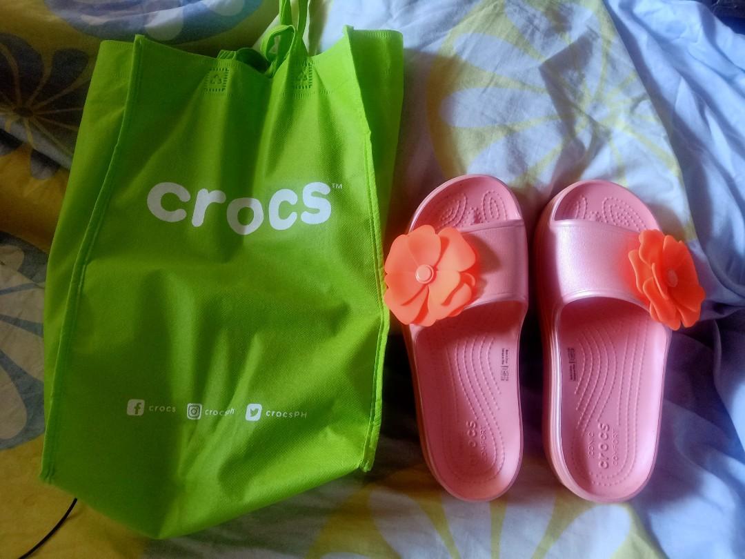 Crocs vivid store bloom collection