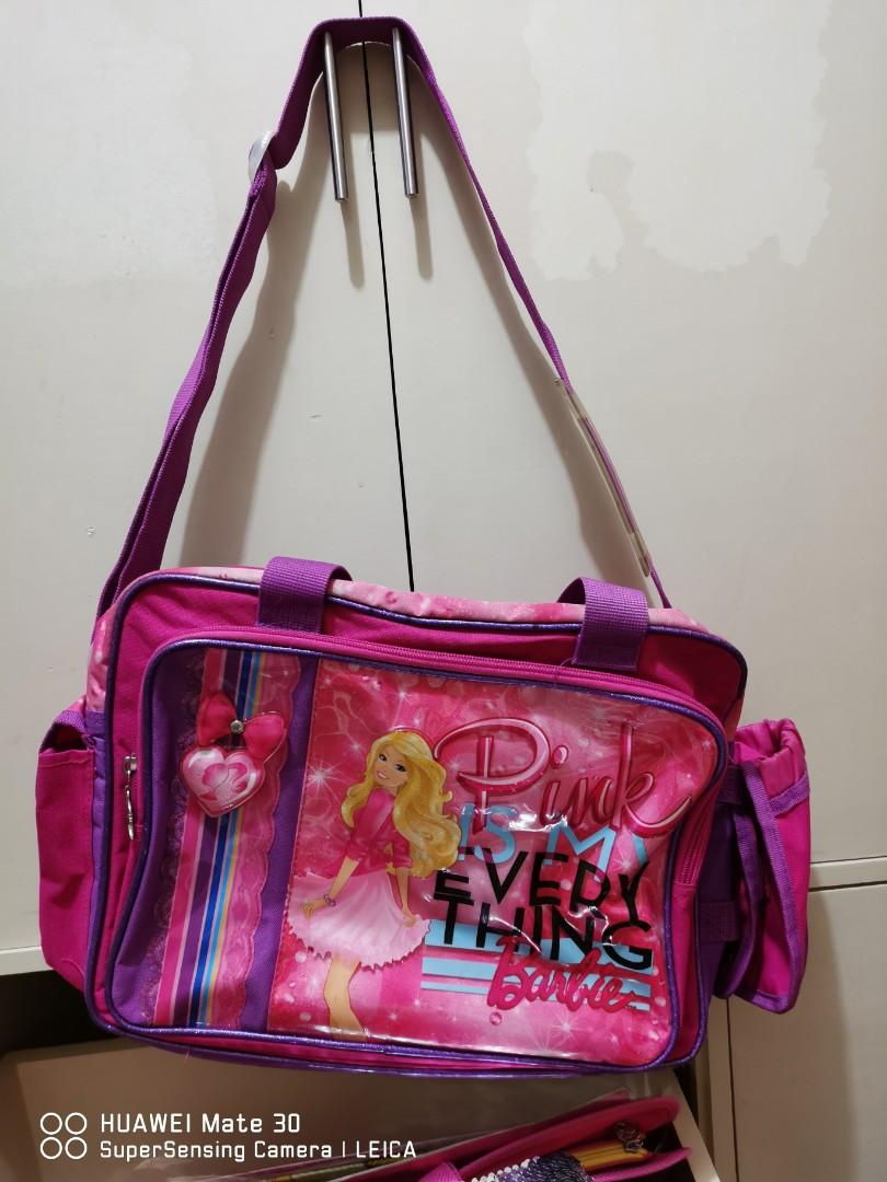 Barbie Bag (Category: Diaper Bags & Wetbags) located in Bacoor. Submitted by mrdshop (Listing ID 1042436683, Image 2). Description: REPRICED! from 800.00 to 500.00.