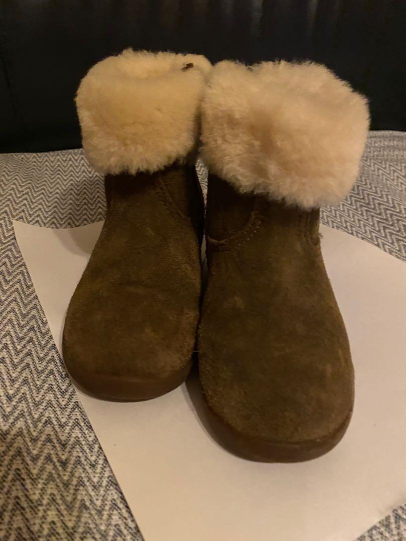 uggs for toddlers size 9