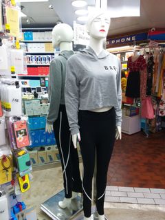 （分類：）位於 。 由 nextleveljeans 提交（商品編號 1042250623，圖片 1）。簡介： 。