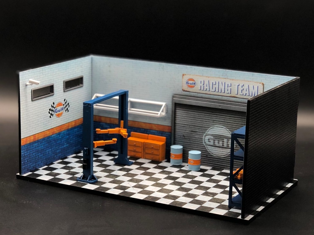 ☆ 1/64 Creative Garage Board ③ 1:64 Scale - Blue 3 Car Garage with Opened and Closed Garage