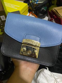 (Category: ) located in . Submitted by thrifty91 (Listing ID 1042437050, Image 1). Description: .