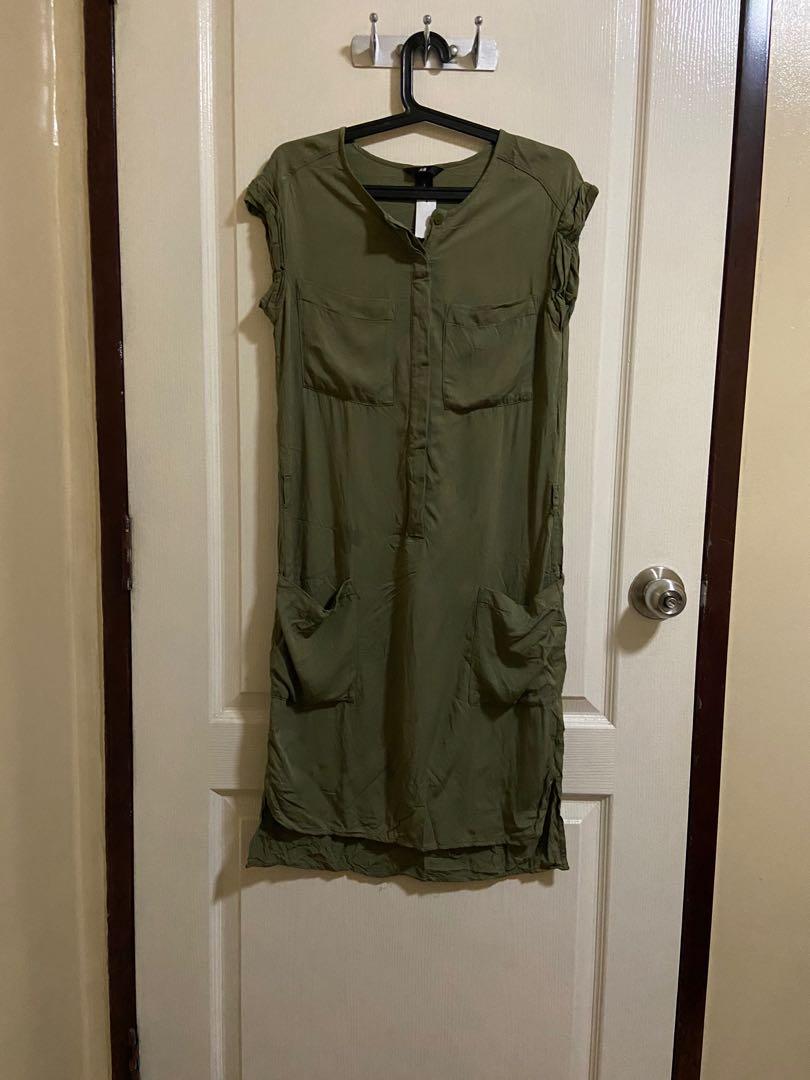 H&M Cotton Midi Dress (Category: Dresses) located in Pasig City. Submitted by unit405 (Listing ID 1042366592, Image 1). Description: New with tag No flaws .