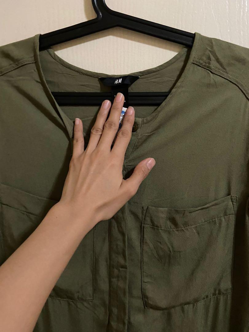 H&M Cotton Midi Dress (Category: Dresses) located in Pasig City. Submitted by unit405 (Listing ID 1042366592, Image 3). Description: New with tag No flaws .
