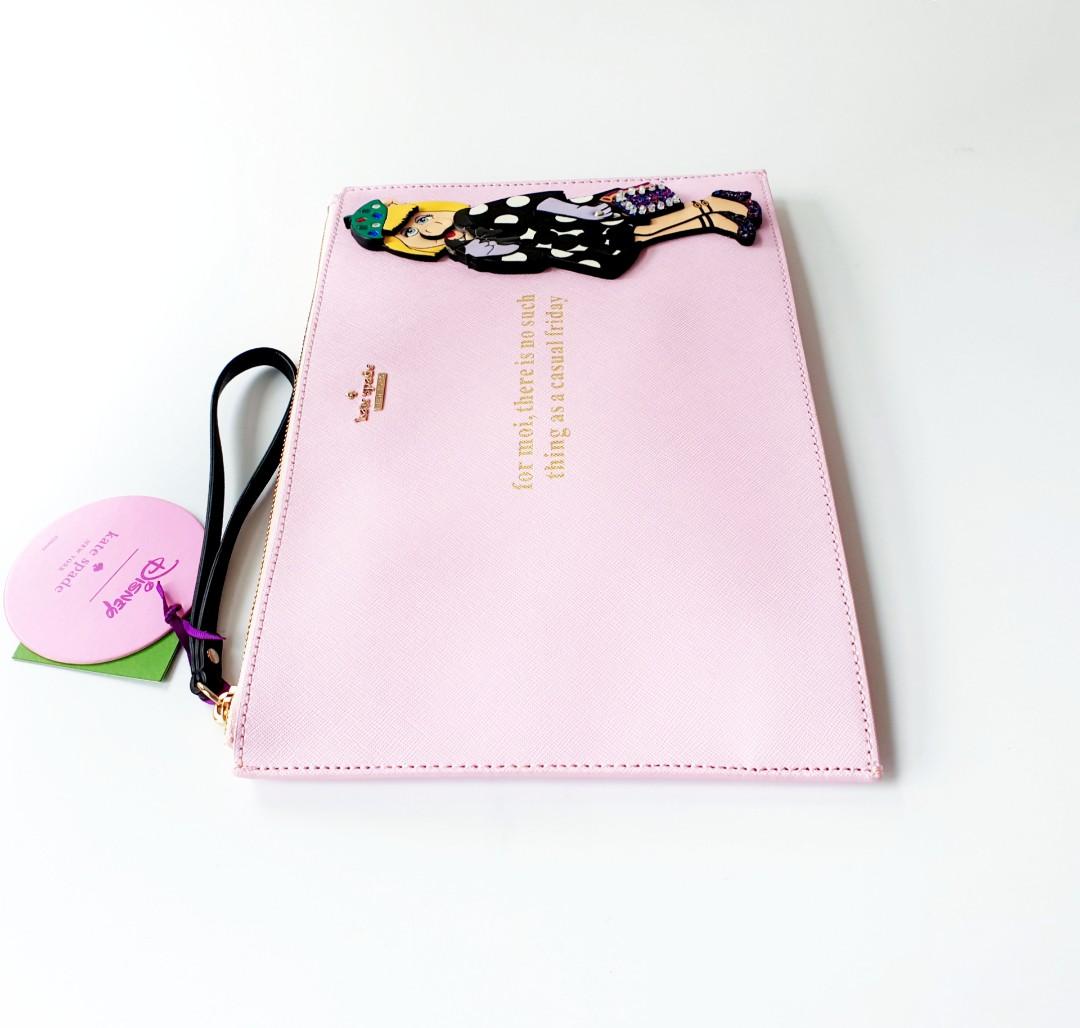 Kate Spade x Disney Miss Piggy Britta Clutch Pouch with attached Wristlet  Strap (Comes with Kate Spade Dust Bag), Women's Fashion, Bags & Wallets,  Clutches on Carousell