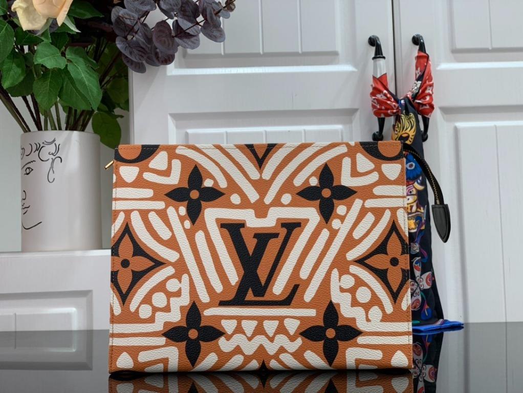 LV LV CRAFTY POCHETTE TOILETTE Women s Fashion Bags Wallets