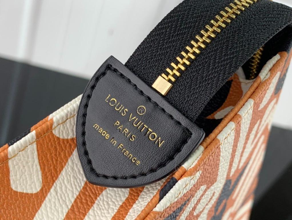 Lv crafty pochette toilette hot sale