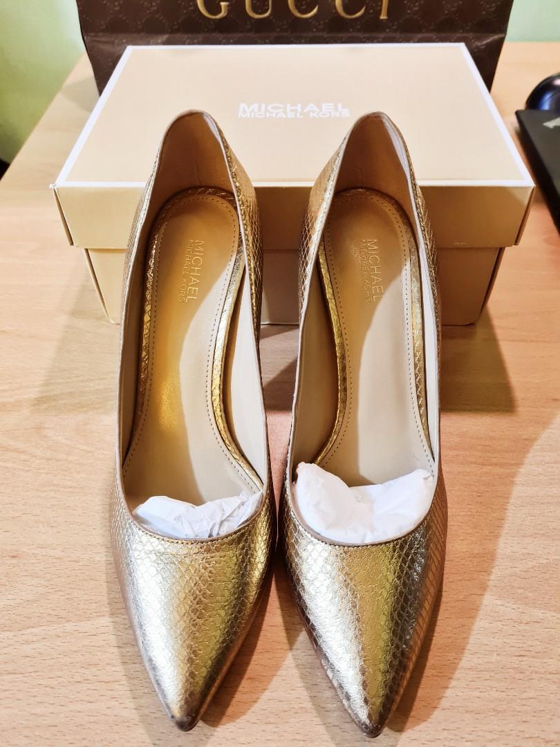 Flash sale Michael Kors Claire Pump Stiletto Heels Women s Fashion Footwear Heels on Carousell