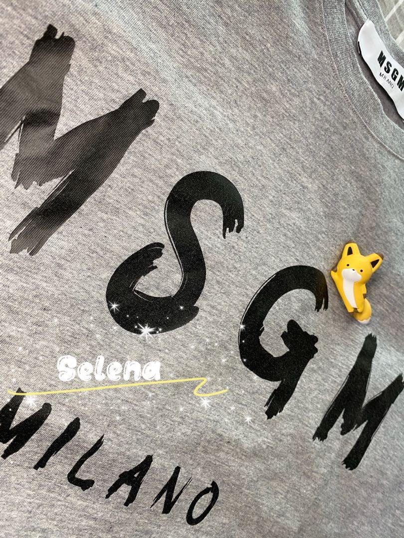 MSGM （分類：襯衫）位於 Hong Kong。 由 selena_12 提交（商品編號 1042337878，圖片 4）。簡介： ⛱️順豐到付！ 吊牌已剪（因為刮肉唔舒服）介意勿拍！ 適合165cm內/45kg內的女仕！。