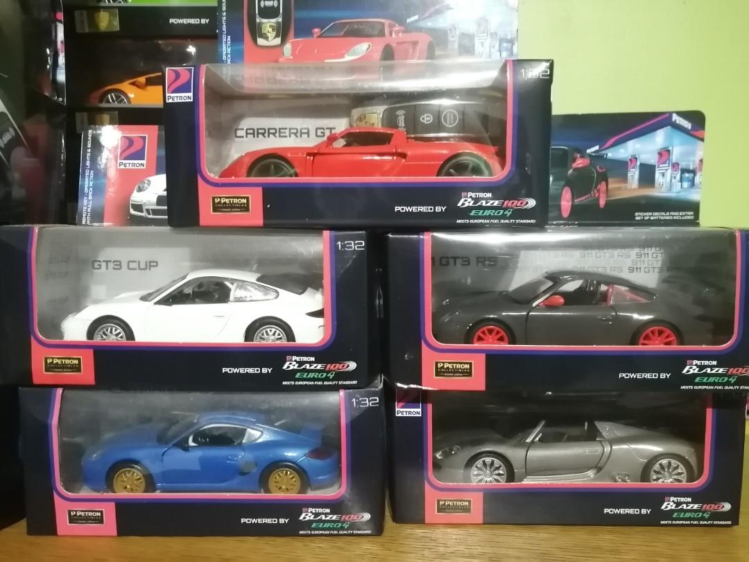 Petron Porsche (Category: Vehicle & Diecast Models) located in Quezon City. Submitted by cktyu (Listing ID 1042348449, Image 1). Description: 600 each Take whole set for 2500 3 sets available.