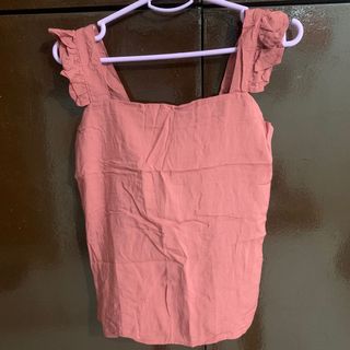 (Category: ) located in . Submitted by cb.closet (Listing ID 1042424099, Image 1). Description: .