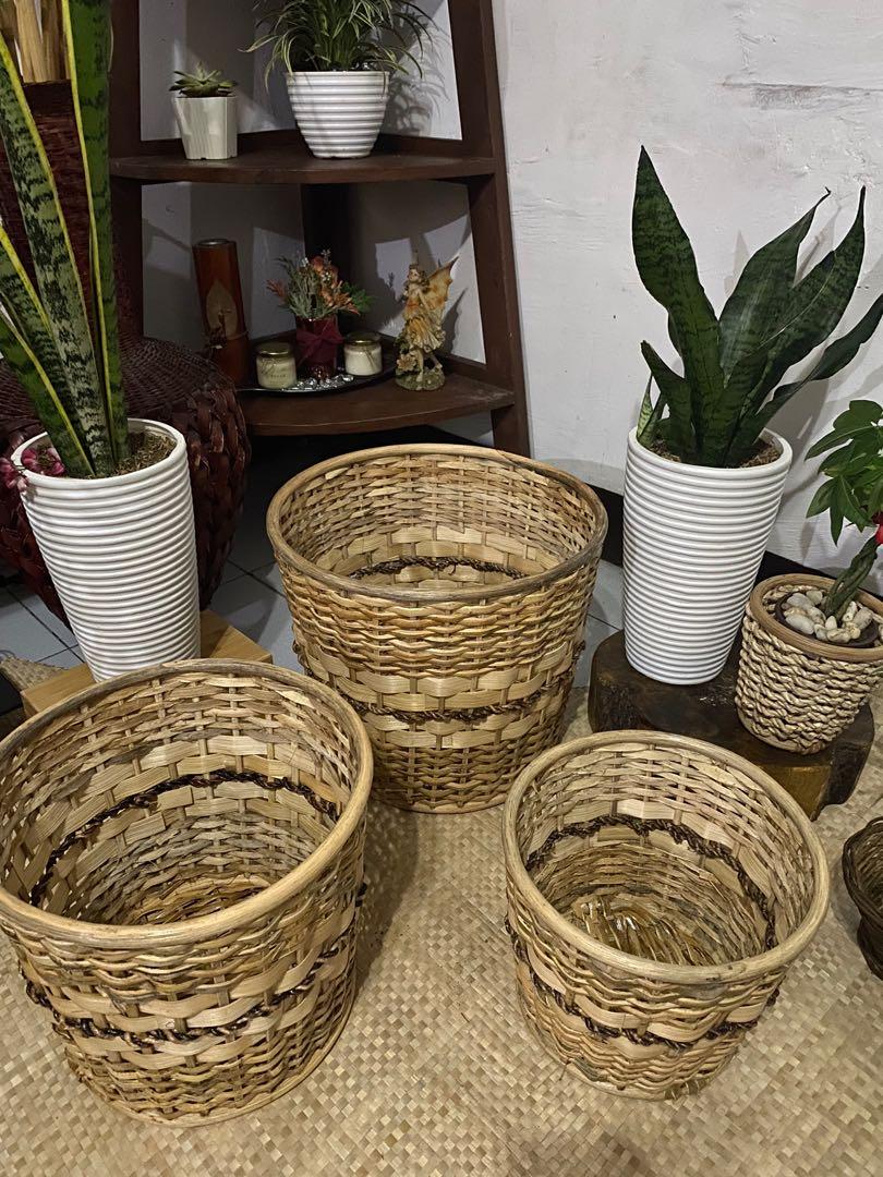 Planters Basket (Category: Laundry Baskets) located in Marikina City. Submitted by thecraftyhomebyelisha (Listing ID 1042337675, Image 2). Description: 🌿PLANTERS BASKET FOR SALE🌿 SET E Calling all plant lovers 💚 These were locally handmade by our weavers from Pangasinan 😍 On hand items 😍 Dimensions: upper diameter x bottom diameter x height in inches Small: 9x8x8 Medium: 12x10x10 Large: 14x12x12 This may be purchase by set and can also be so