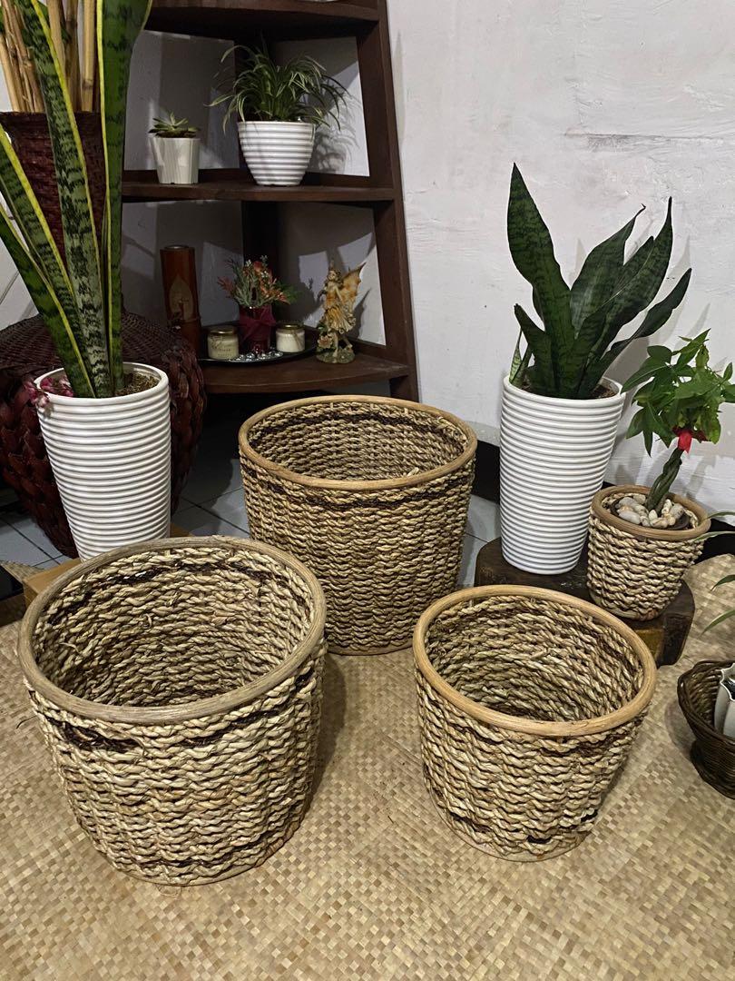Planters Basket (Category: Laundry Baskets) located in Marikina City. Submitted by thecraftyhomebyelisha (Listing ID 1042338211, Image 3). Description: 🌿PLANTERS BASKET FOR SALE🌿 SET B Calling all plant lovers 💚 These were locally handmade by our weavers from Pangasinan 😍 On hand items 😍 Dimensions: upper diameter x bottom diameter x height in inches Small: 10x8x10 Medium: 12x10x10 Large: 14x12x12 This may be purchase by set and can also be 