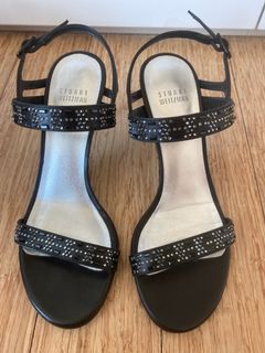 (Category: ) located in . Submitted by fancyshoez (Listing ID 1042283269, Image 1). Description: .