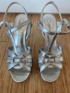 (Category: ) located in . Submitted by fancyshoez (Listing ID 1042282522, Image 1). Description: .