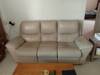 (Category: ) located in . Submitted by mickycs (Listing ID 1042531027, Image 1). Description: .