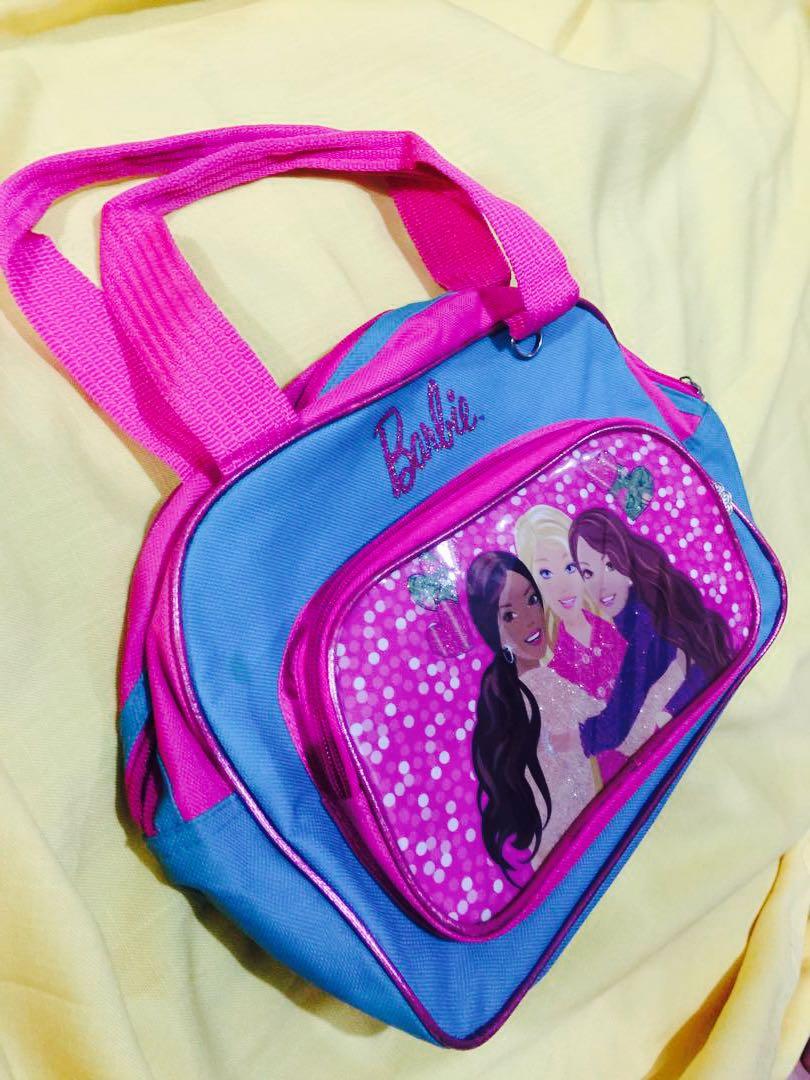 👜 Barbie Bag (550 from 650) (Category: Other Babies Going Out Needs) located in Makati City. Submitted by jennyitems (Listing ID 1042662224, Image 3). Description: 👛 Barbie Bag for Kids 👜 👜 Brand: Barbie Color: Pink & Blue 👜 Original Barbie 👜 High Quality Bag! 👜 Very Nice! Barbie Signature can be seen on the Inner & Outer Part of the Bag, even in Zipper & Key Chain. 👜 Can be given as a Gift 🎁 to your Child, Nieces or Inaanak 👧🏻👭.