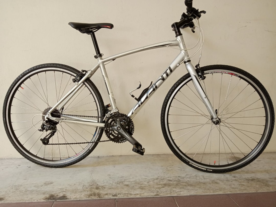 Avanti Blade 2 hybrid road bike New Zealand