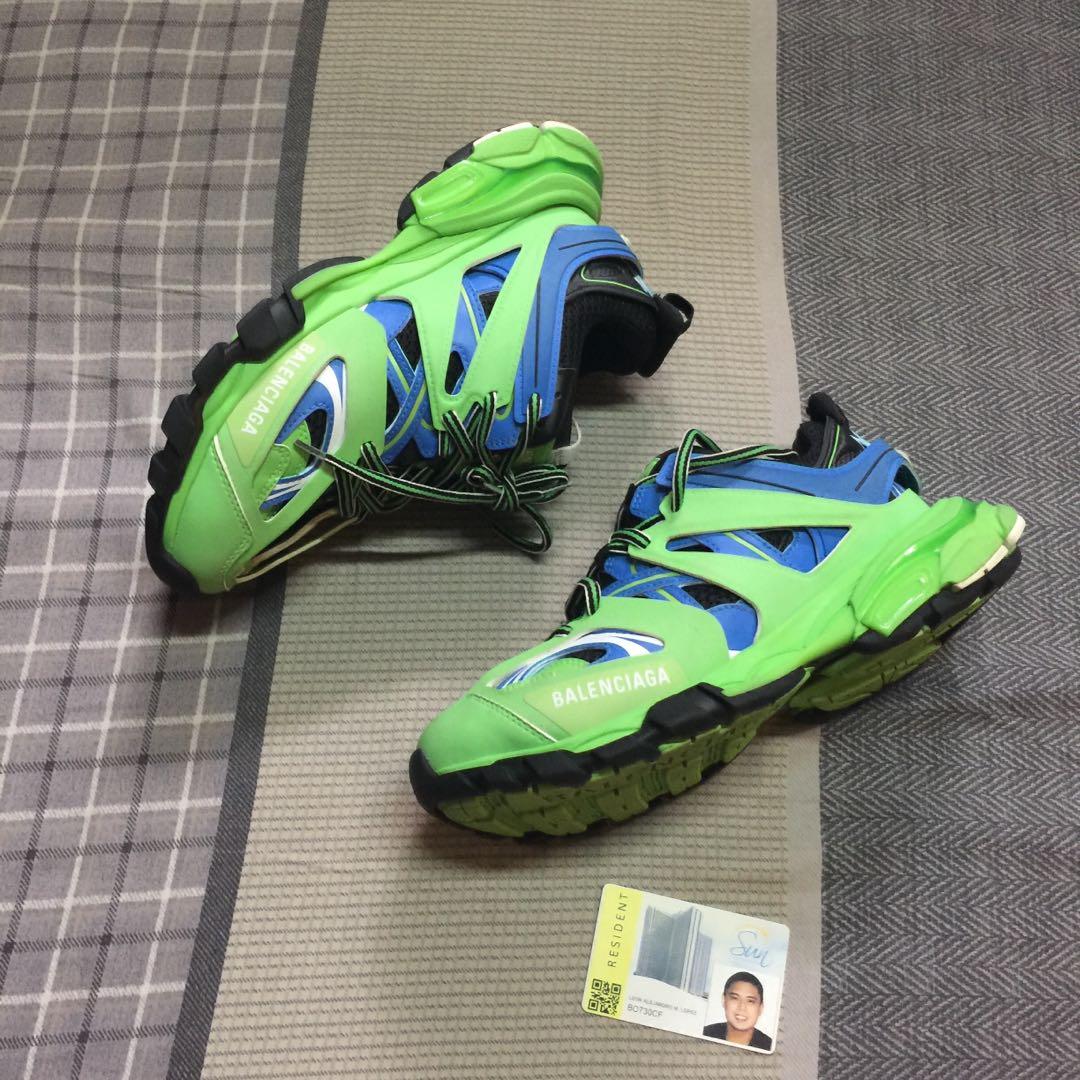 balenciaga track reflective