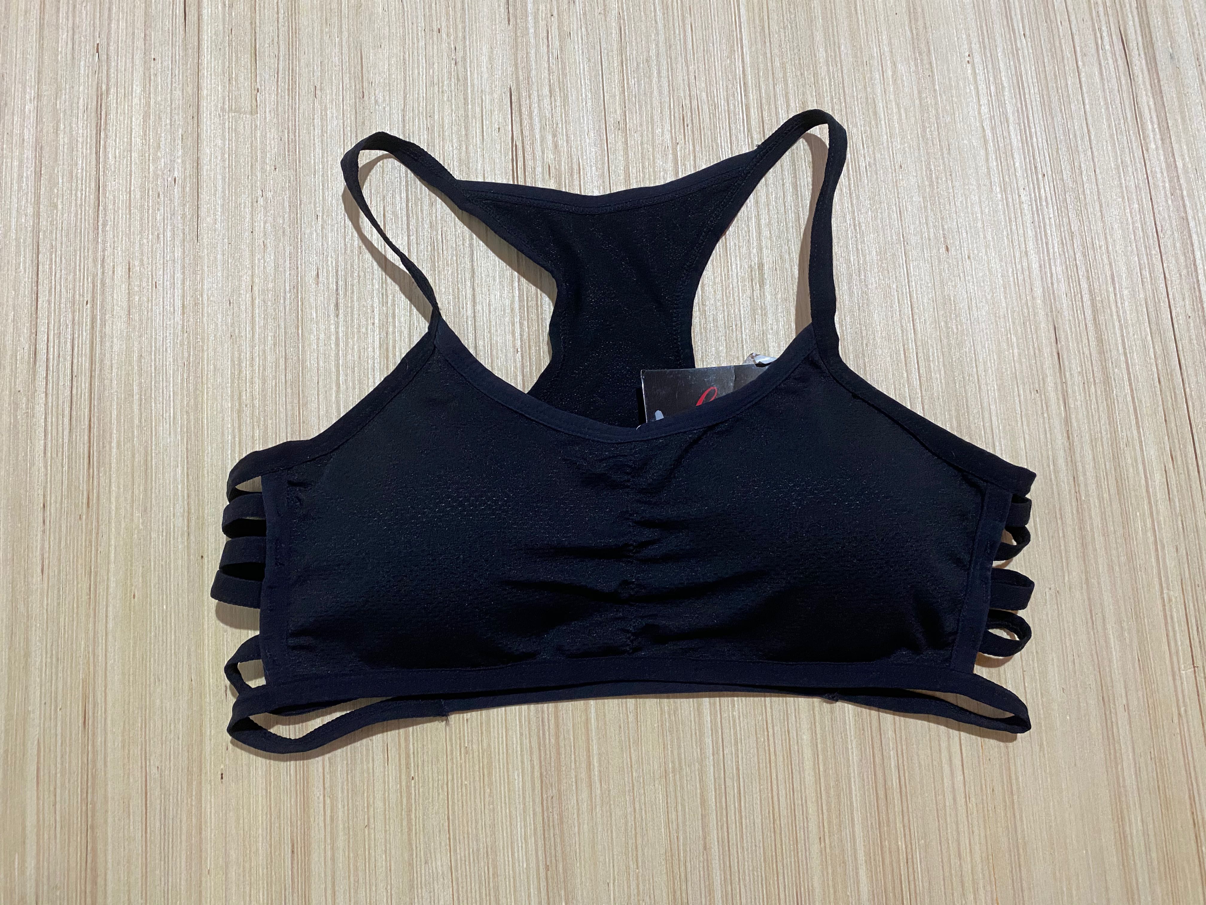 black sports bralette